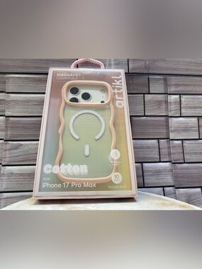 Artikl
❤️ iPhone 17 Pro Max Cotton  Protective Wavy Case NIB**